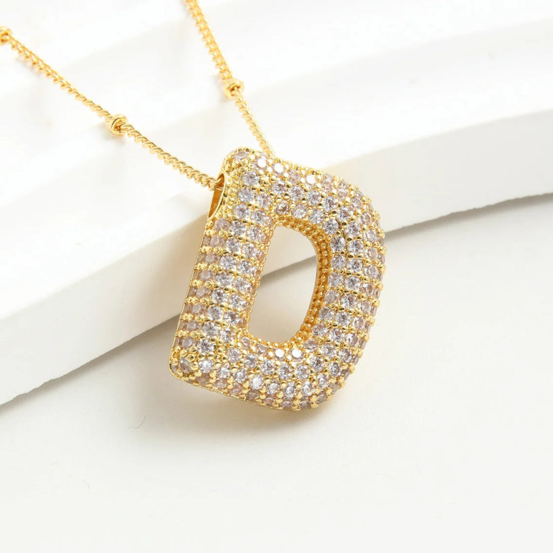 Leoria™ Initial Shine Necklace – Personalize Your Elegance